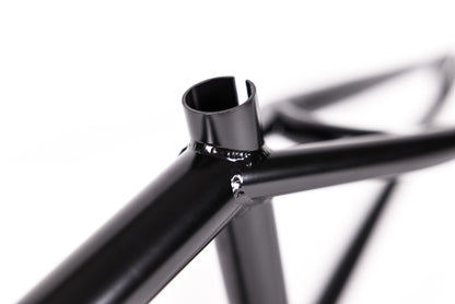 THE KATZE V2 frame – matte black